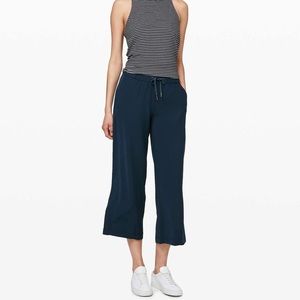 Lululemon On the Fly Wide-Leg 7/8 Pant *Woven